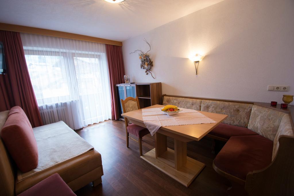 Pension Bartlhof Лермос Екстериор снимка